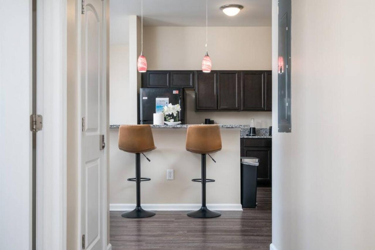 Downtown Indy Private Bedroom - Shared 인디애나폴리스 외부 사진